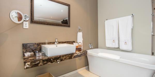 Ekhaya Boutique Hotel Дърбан Екстериор снимка